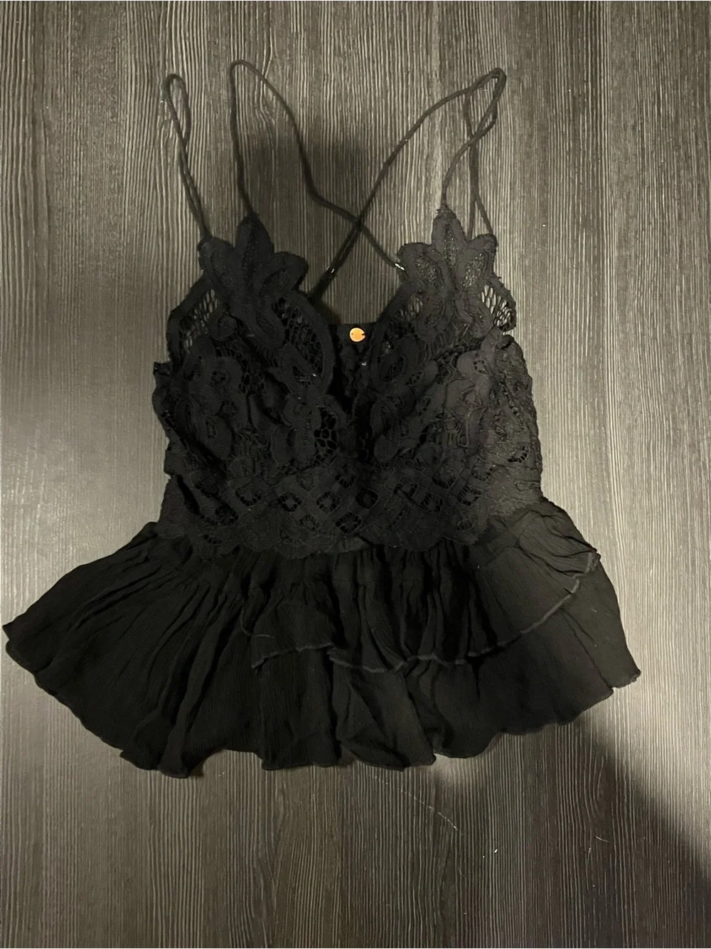 Free People questions leave